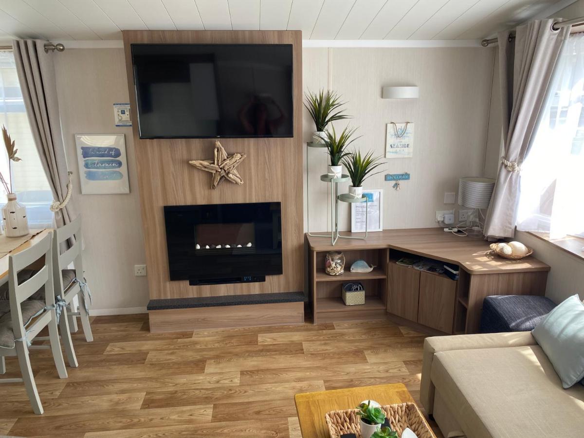 Cosy, Coastal Themed Holiday Home, Rockley Park, Poole, Dorset Exterior foto